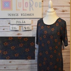 LuLaRoe Julia dress